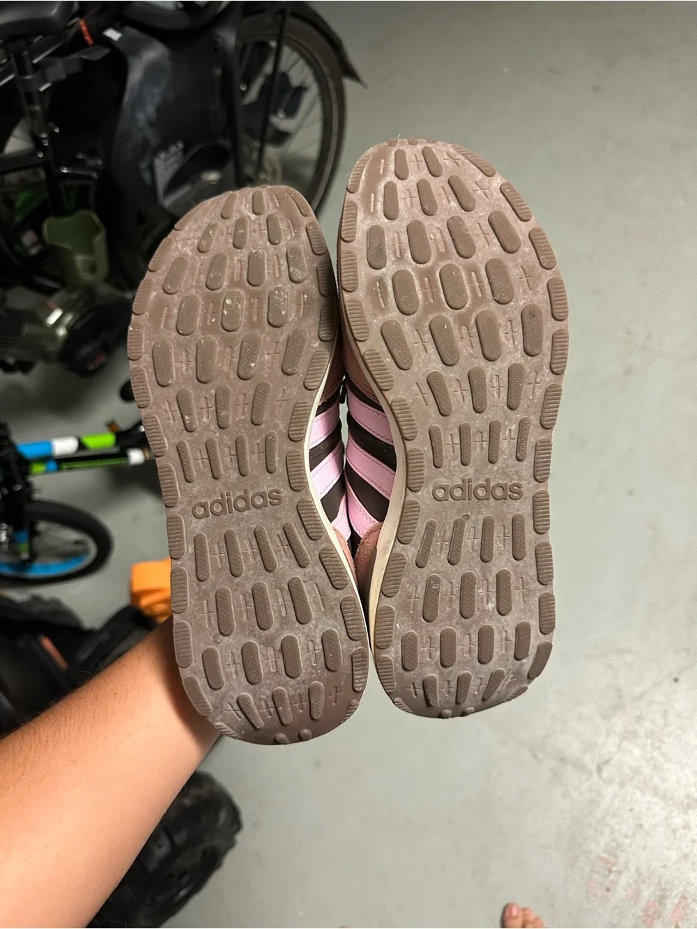 adidas Women's Brown and Pink Retro Runner Sneakers
